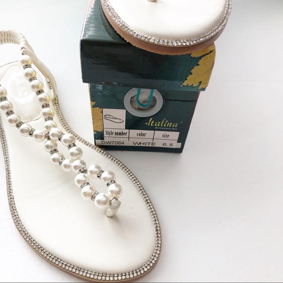 Italina White & Pearl Sandals Size 6.5 - Picture 2 of 6